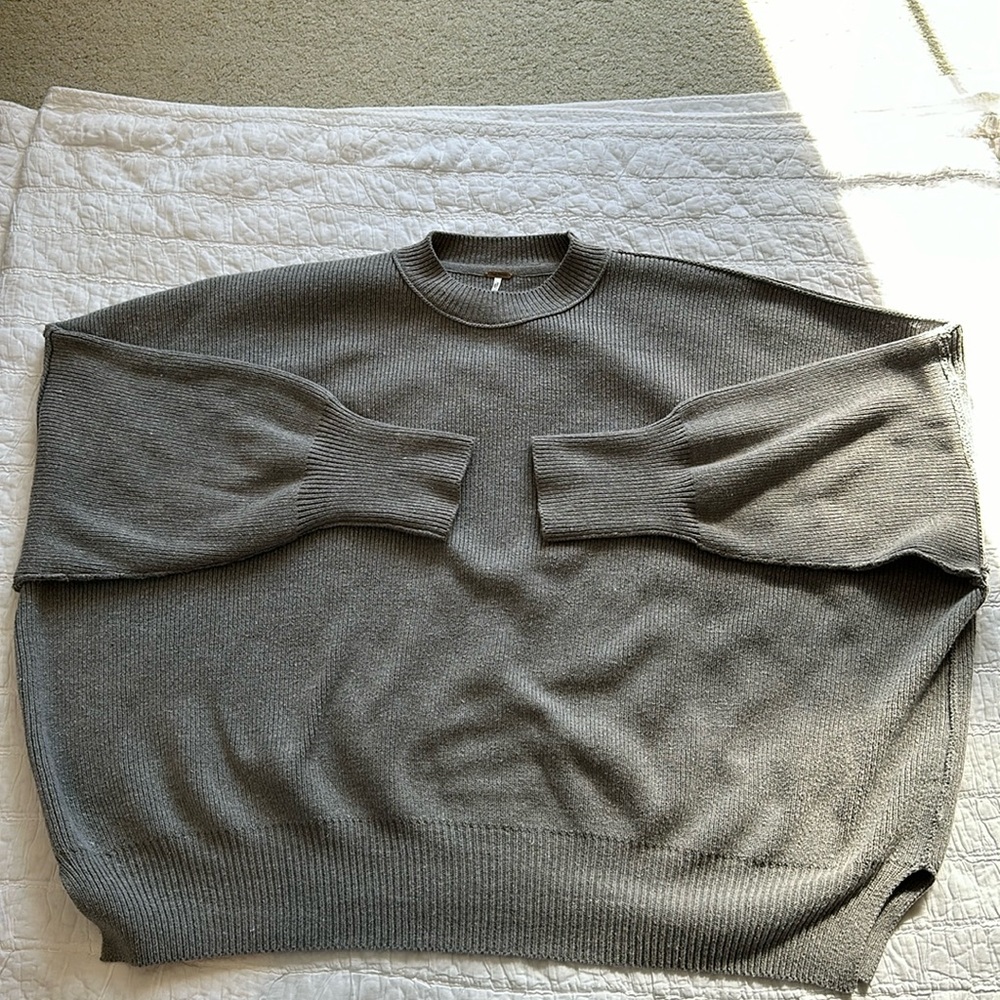 Free People “Easy Street” Grey Cotton Knit Tunic Sweater